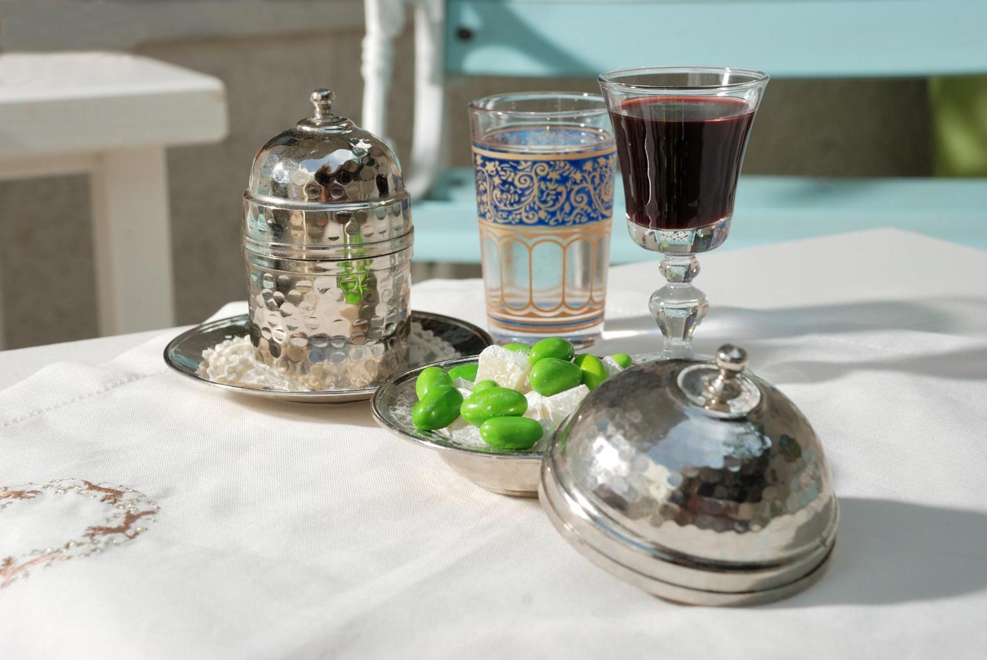 Peri Art Hotel Алакати Екстериор снимка