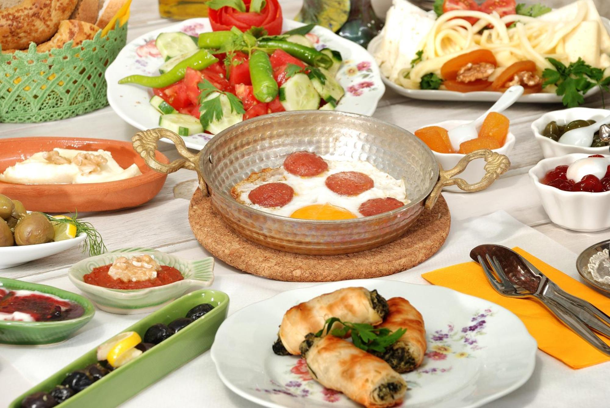 Peri Art Hotel Алакати Екстериор снимка